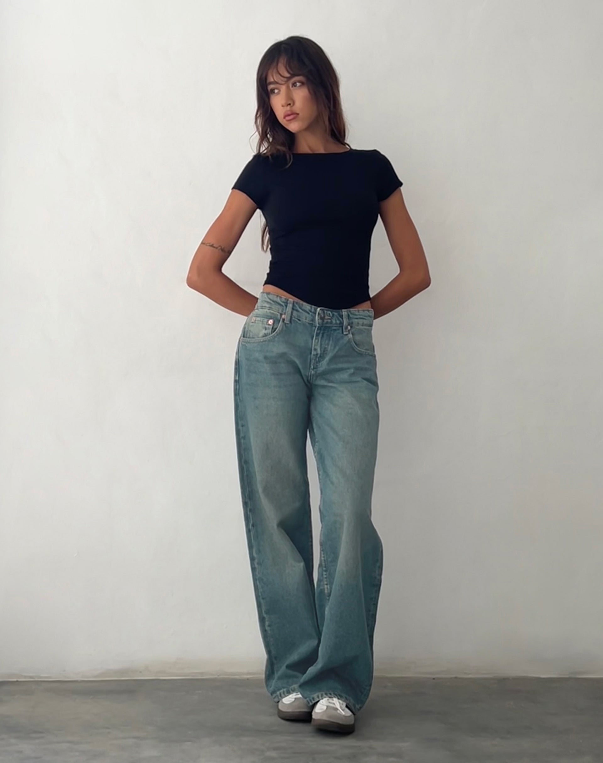 Bild von Low Rise Parallel Jeans in Vintage Blau Grün