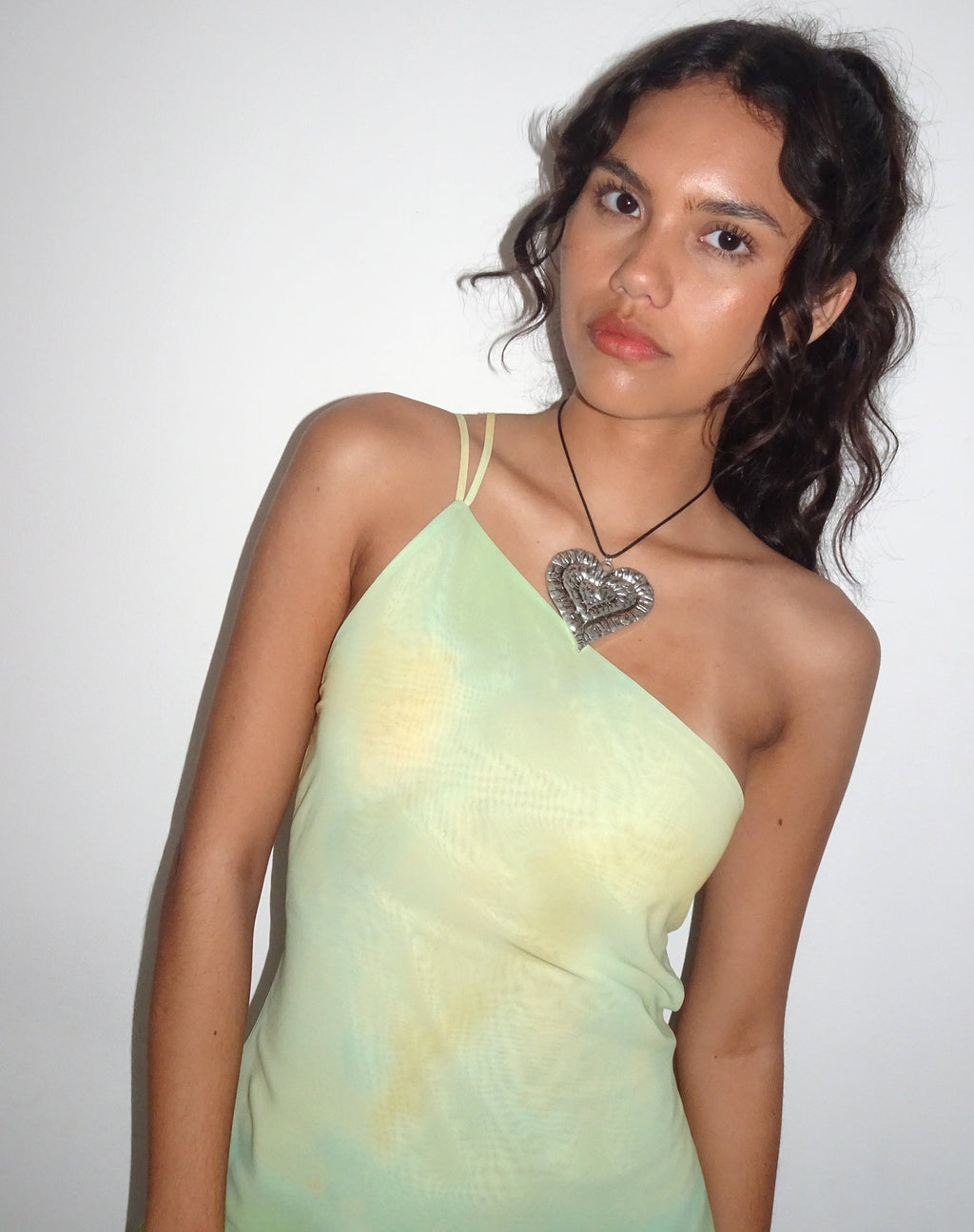 Nesrin One Shoulder Longline Top in Gelb Aquarell