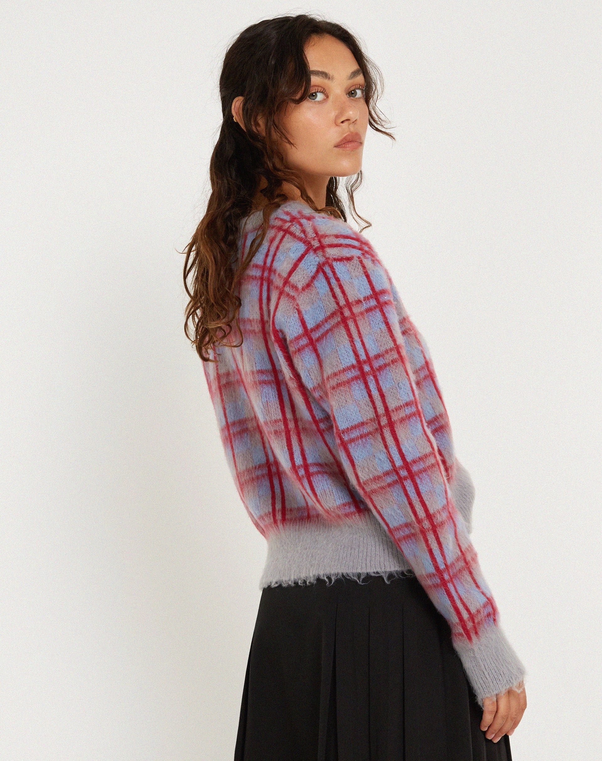 imagen de Anzio Button Up Cardi en Multi Check Grey Blue and Red