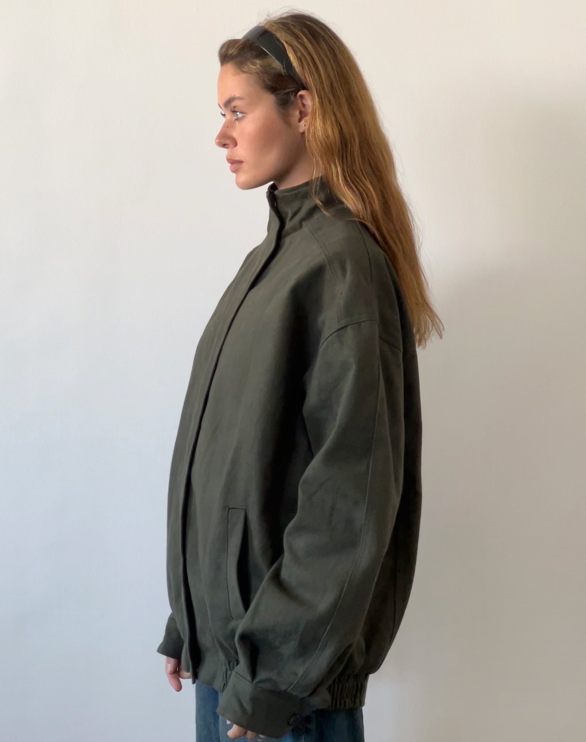 Imagen de Cavine Bomber Jacket en Burnt Olive