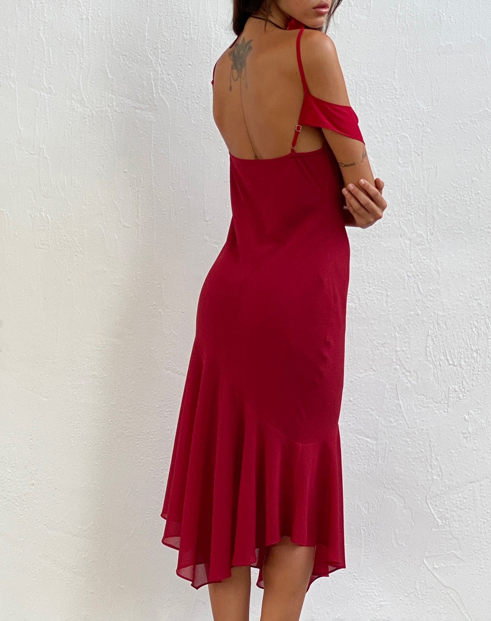 Imagen de Dansya Vestido midi de gasa en rojo