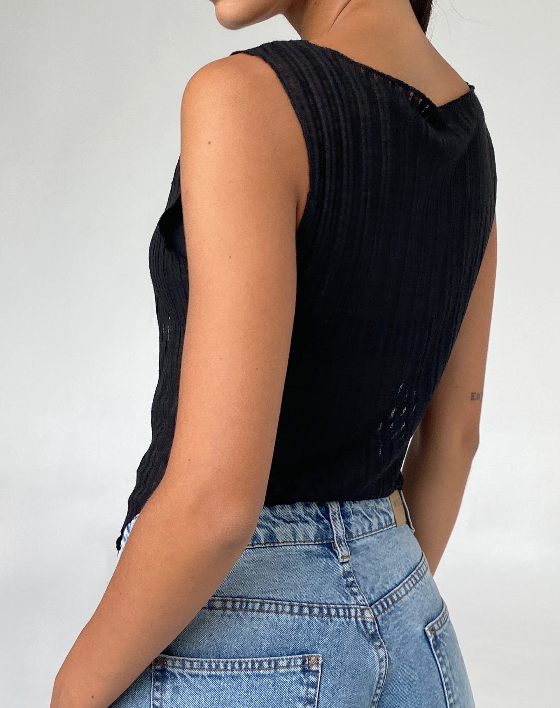 imagen de Etta Knitted Vest Top in Black