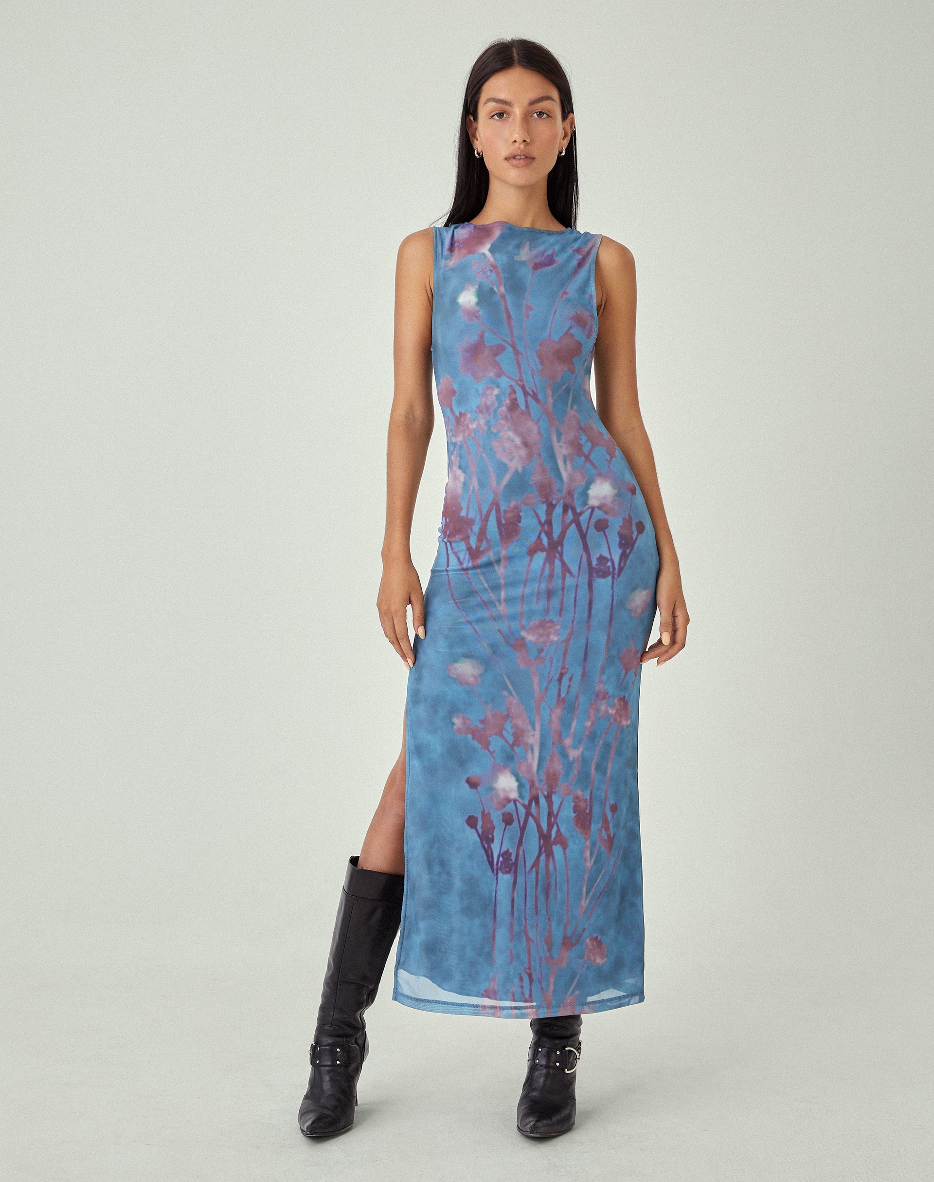 imagen de MOTEL X JACQUIE Flo Maxi Dress in Lumen Mesh Blue