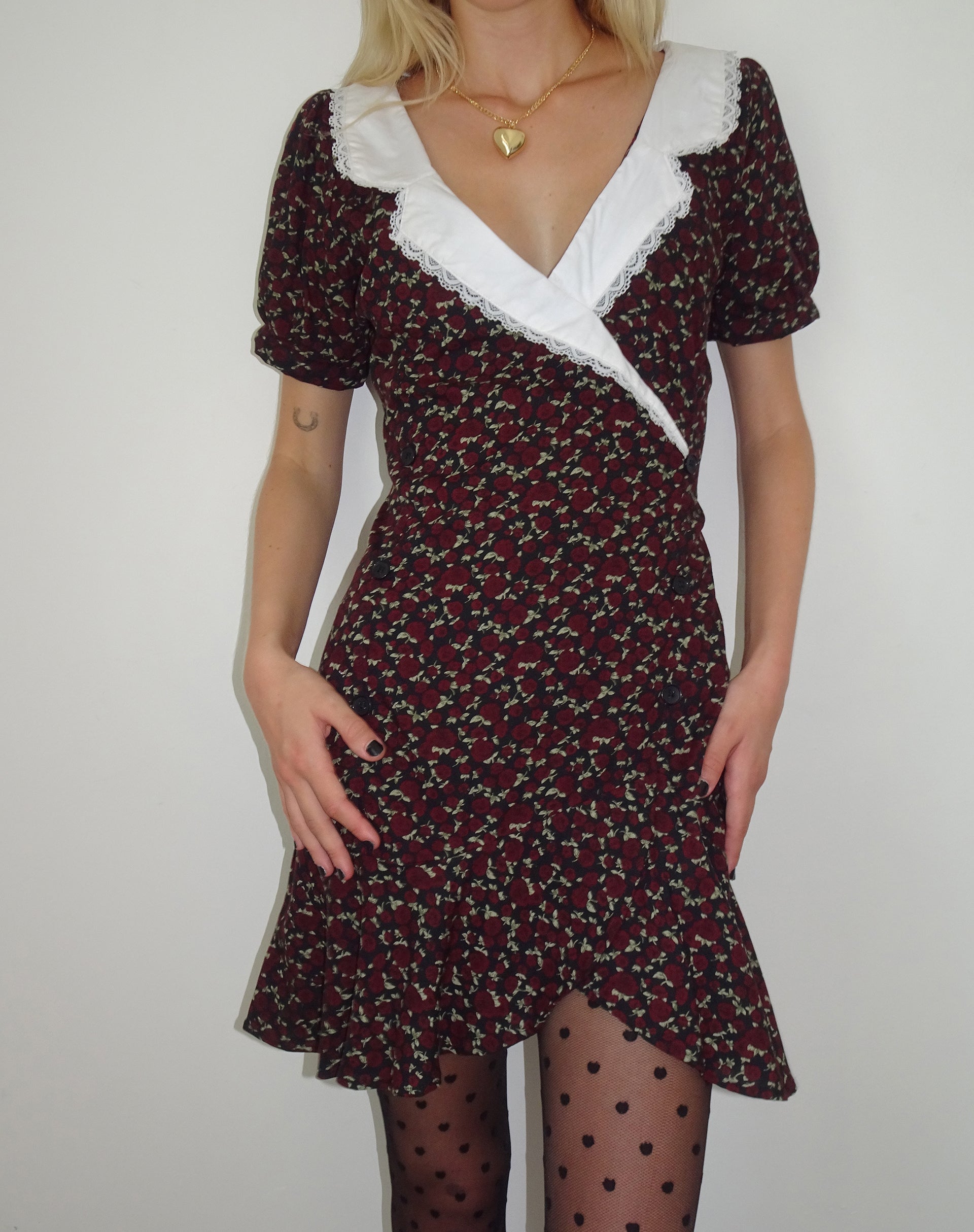 Imagen de Geles Mini Wrap Dress in Dark Rhoslyn Ditsy Print