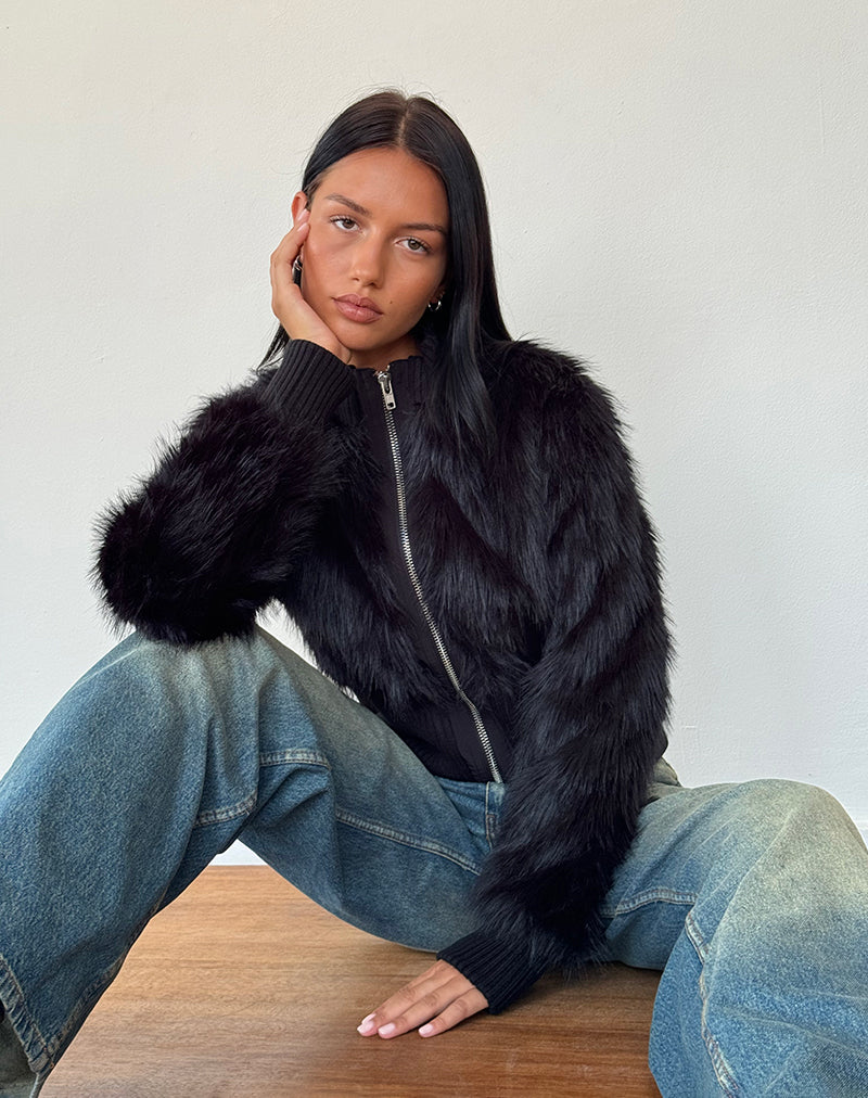 Imagen de Homari Shaggy Faux Fur Jacket in Black