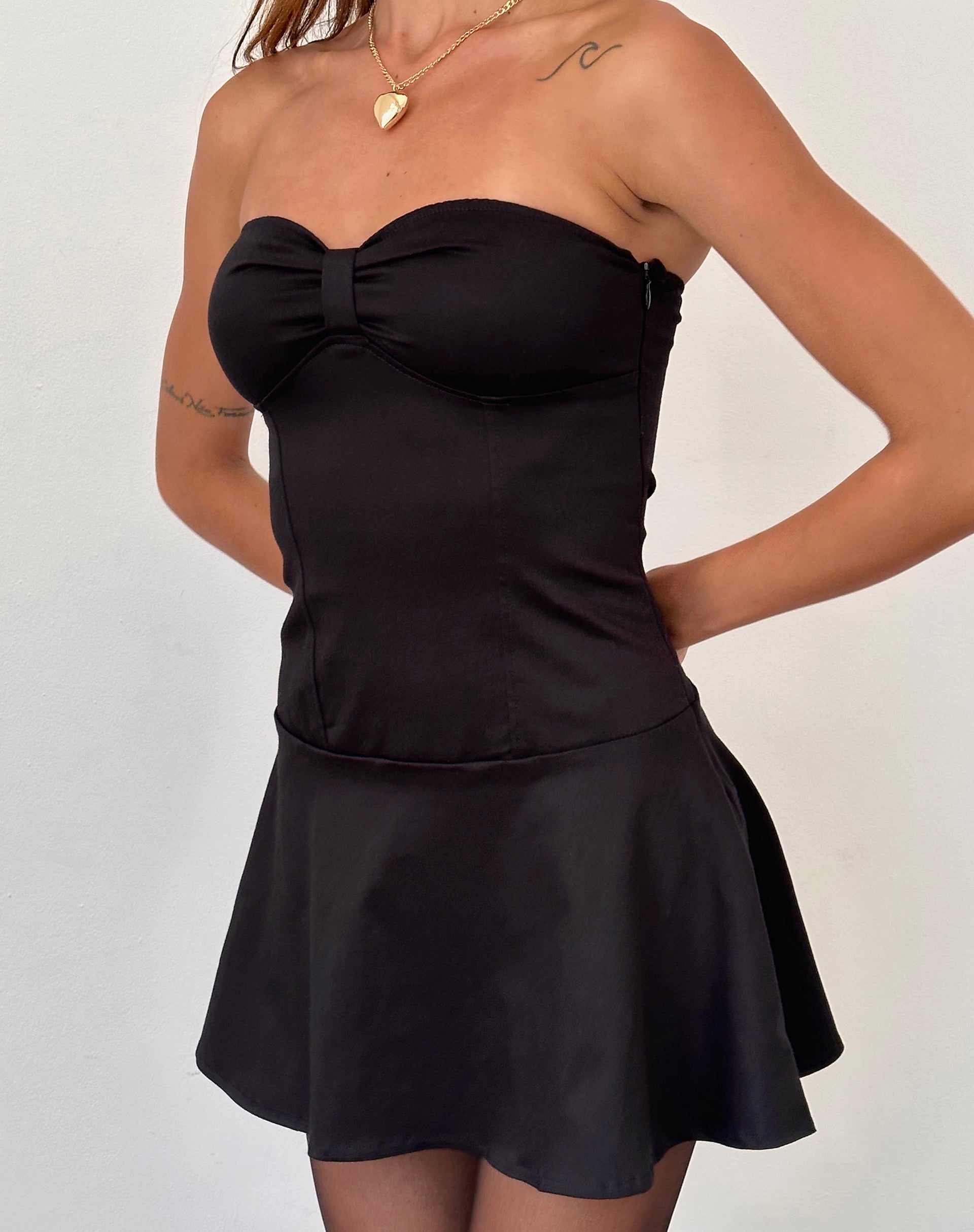 Imagen de Javas Bandeau Mini Dress in Black Sateen