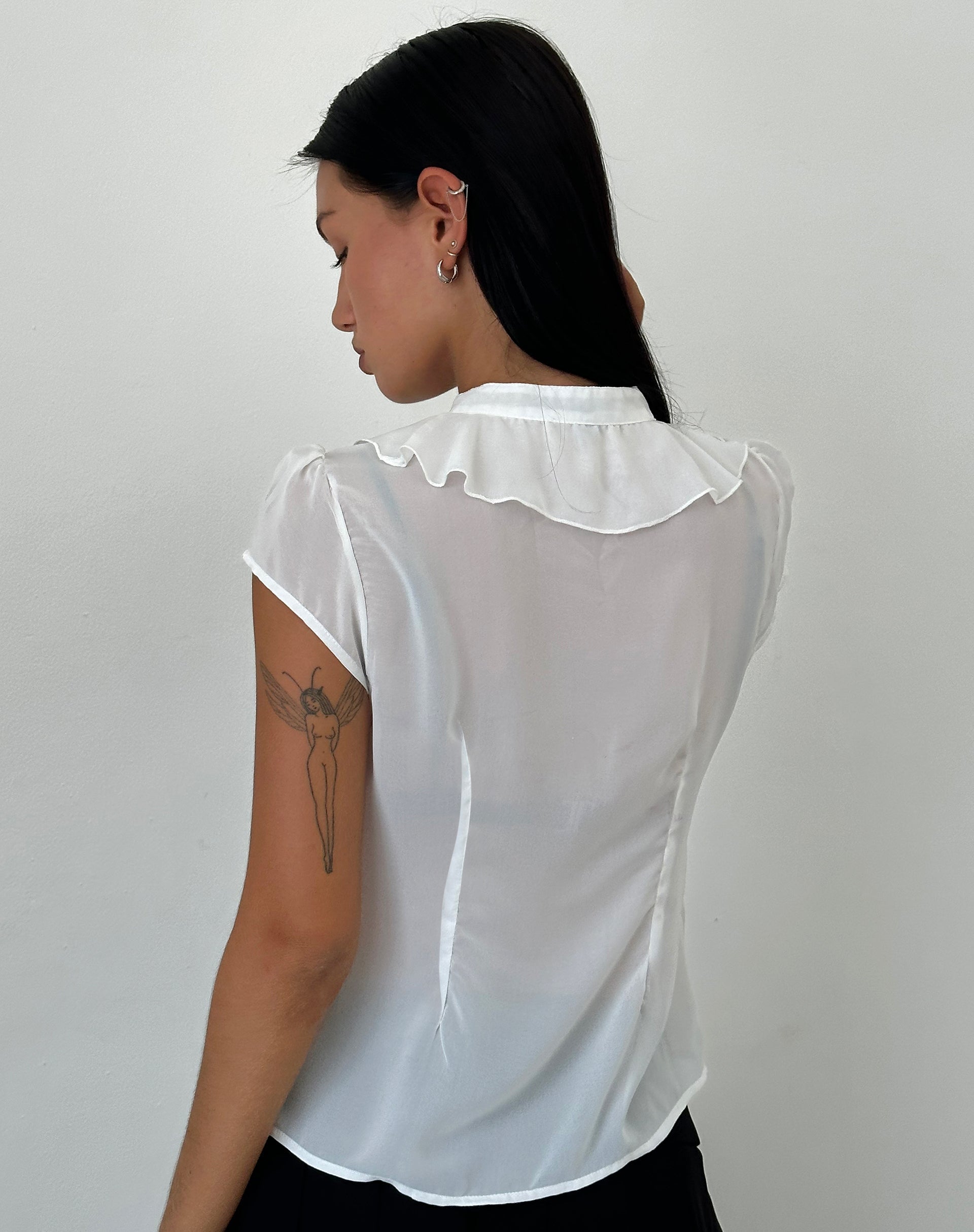Imagen de la blusa Lada de gasa blanca
