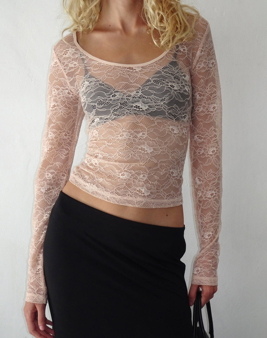 Lainey Top de Encaje de Manga Larga en Blush