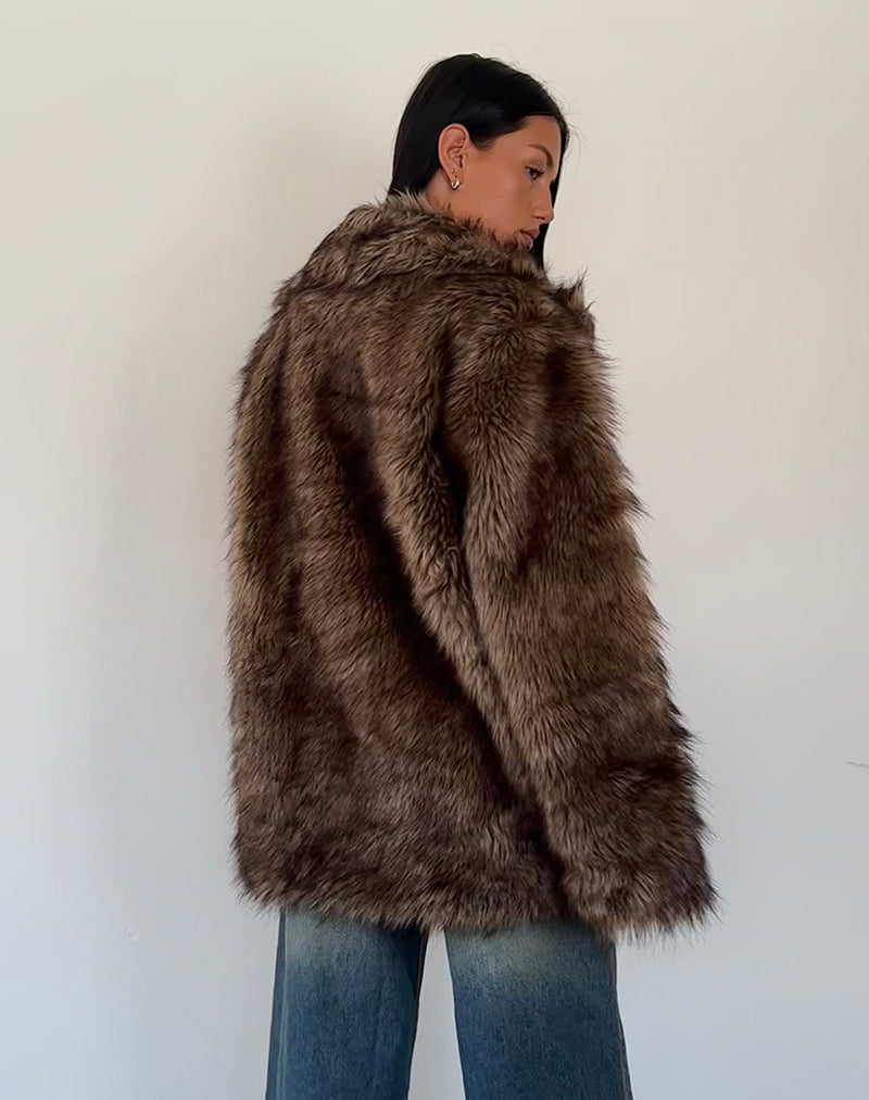 Imagen de la chaqueta Lupita de piel sintética larga marrón