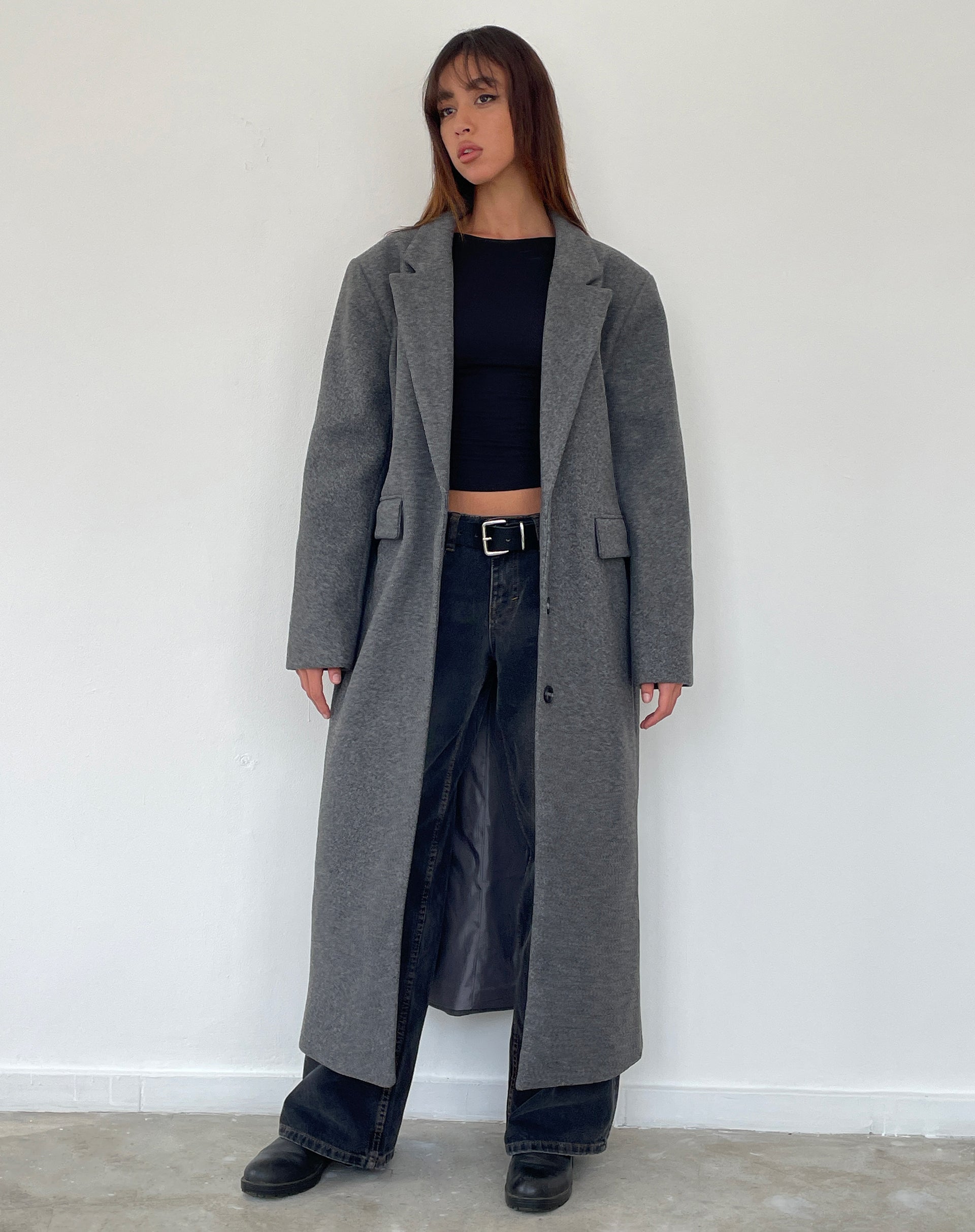 Imagen de Malati Abrigo largo de lana en gris oscuro