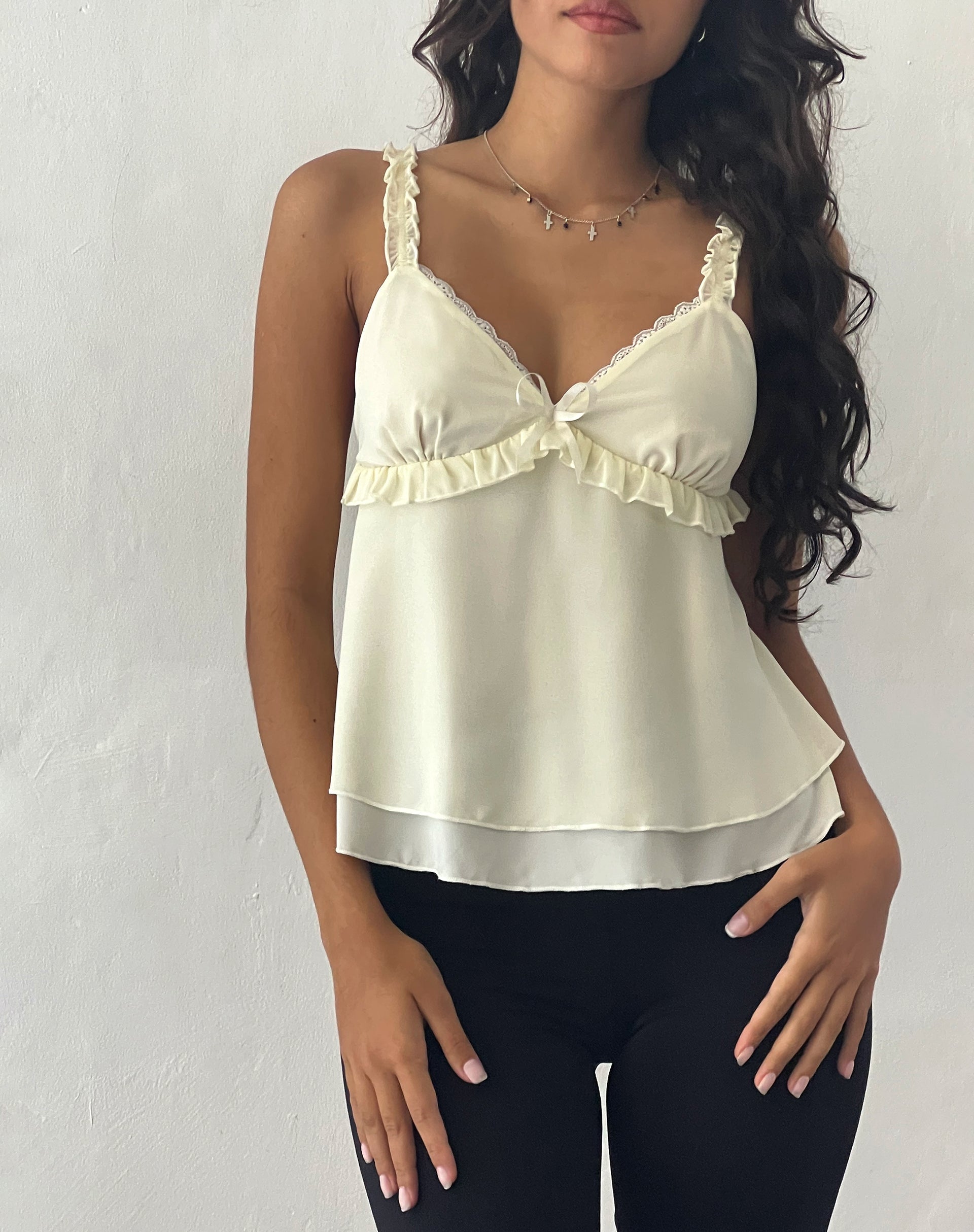 Imagen de Melinda Frill Edge Cami Top in Ivory