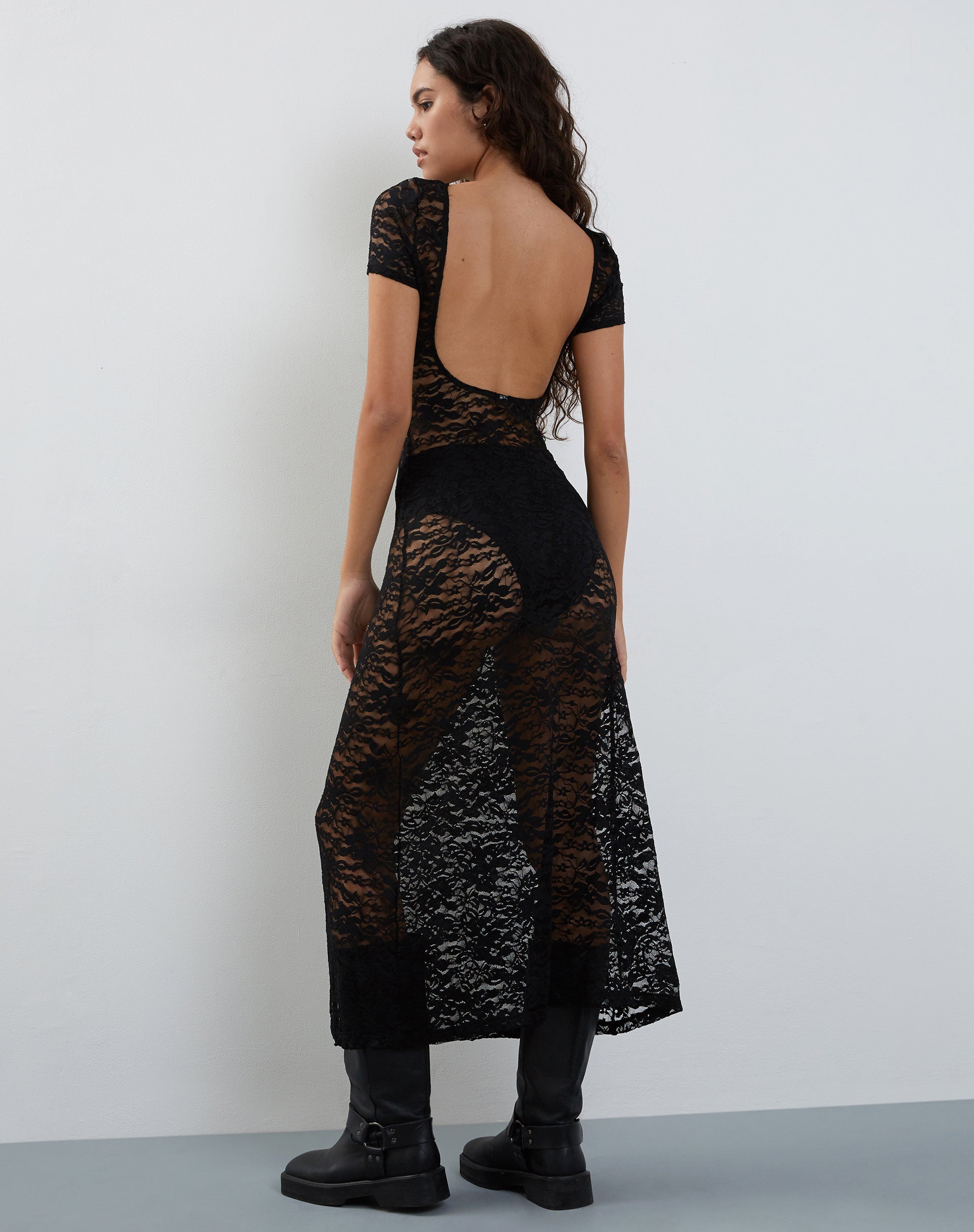 imagen de Detrie Low Back Lace Midi Dress in Jet Black Lace