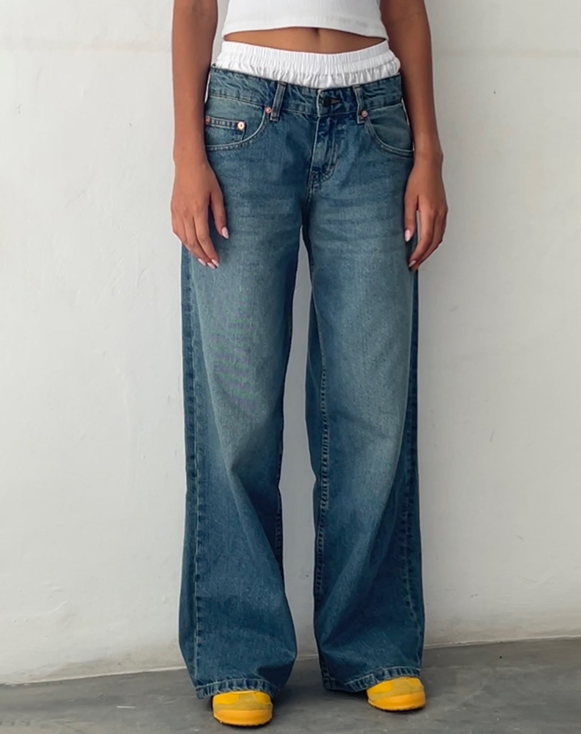 imagen de Roomy Extra Wide Low Rise Jeans en Vintage Blue Green