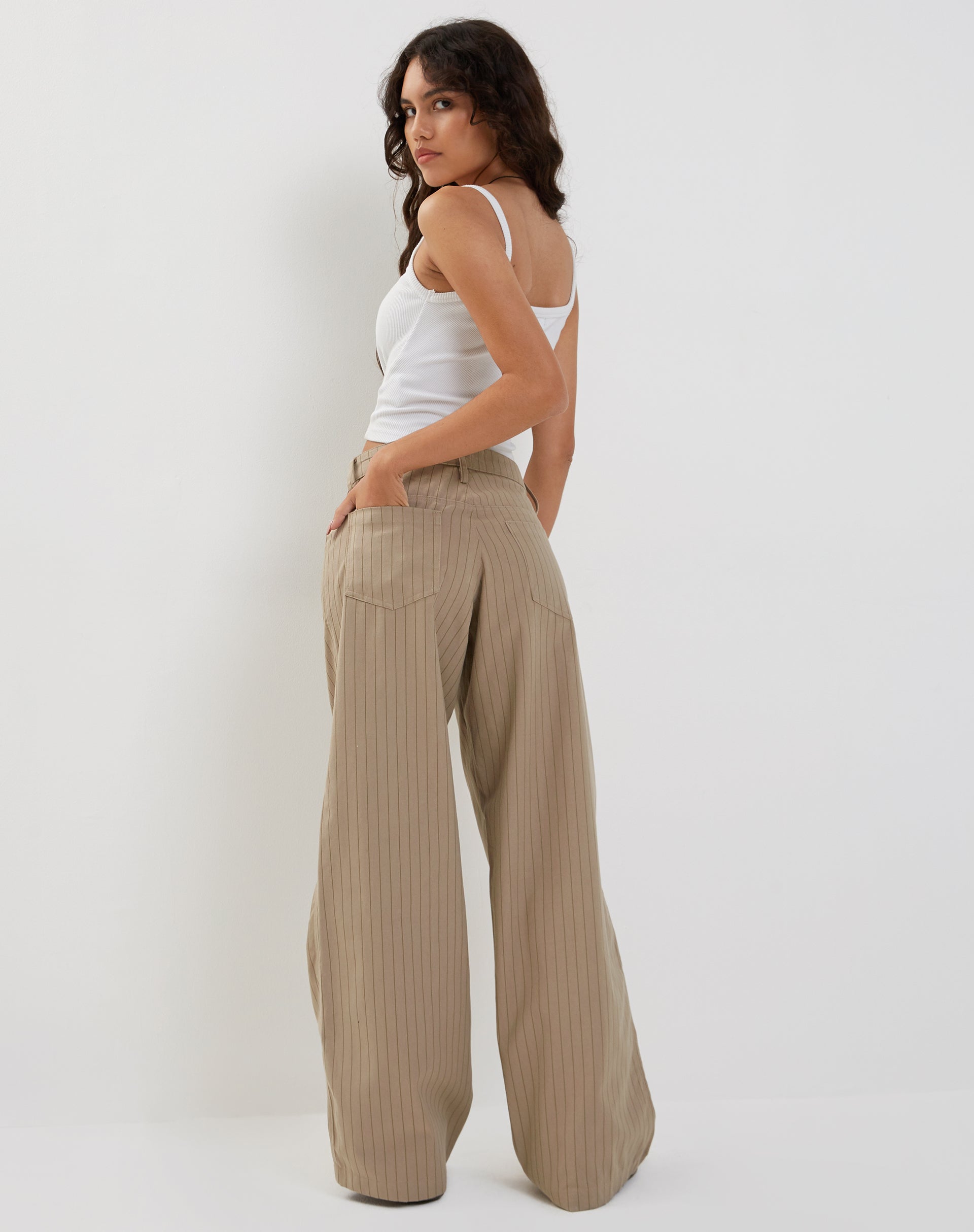 imagen de Roomy Low Rise Extra Wide pantalones en Pinstripe Stone