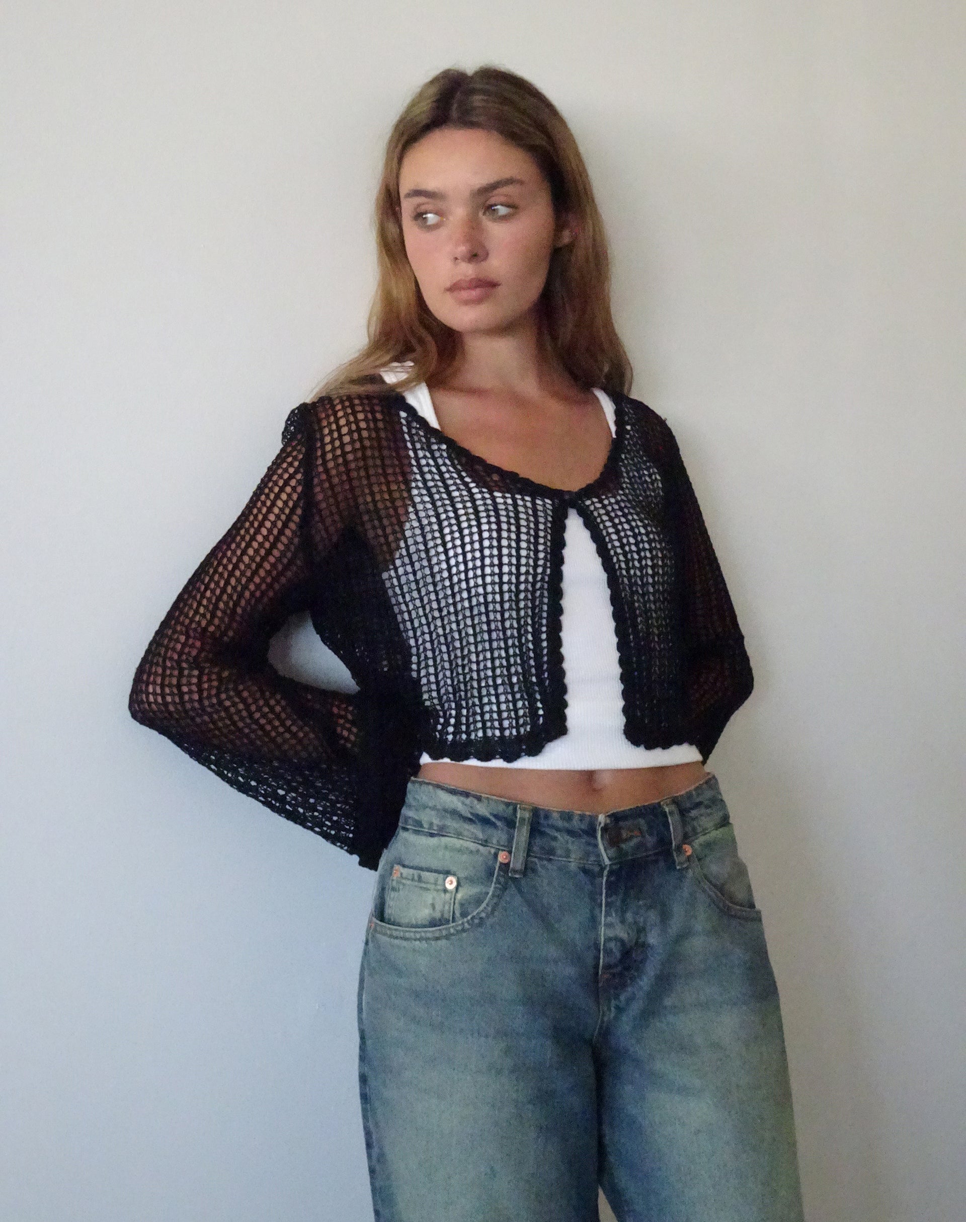 Imagen de Septa Cropped Knit Cardigan en negro