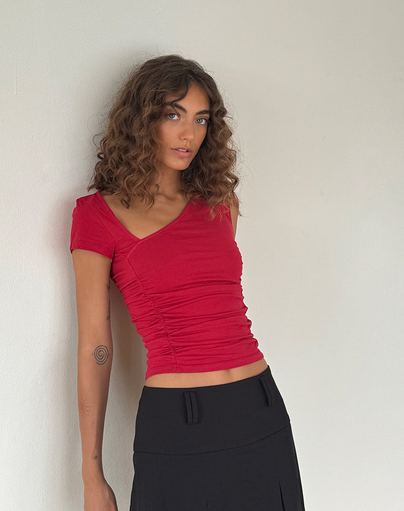 Imagen de Sunhee Slash Neck Top en Rojo Adrenalina