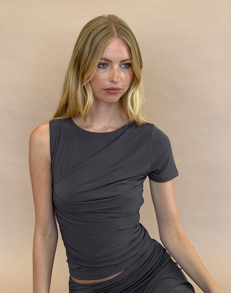 Imagen de Zera Asymmetric Ruched Top en Gris