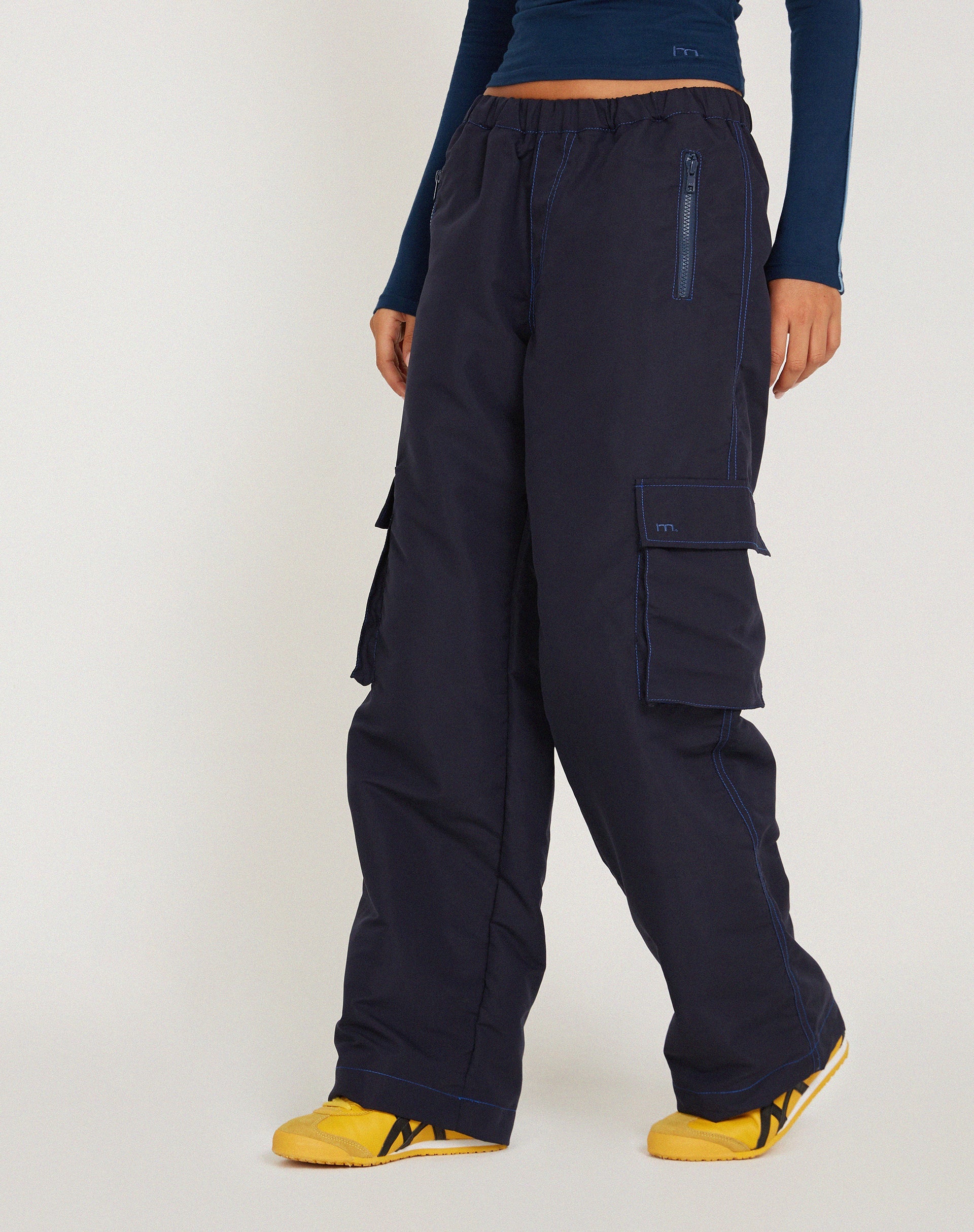 image de Oriells Cargo Trouser in Navy Top Stitch