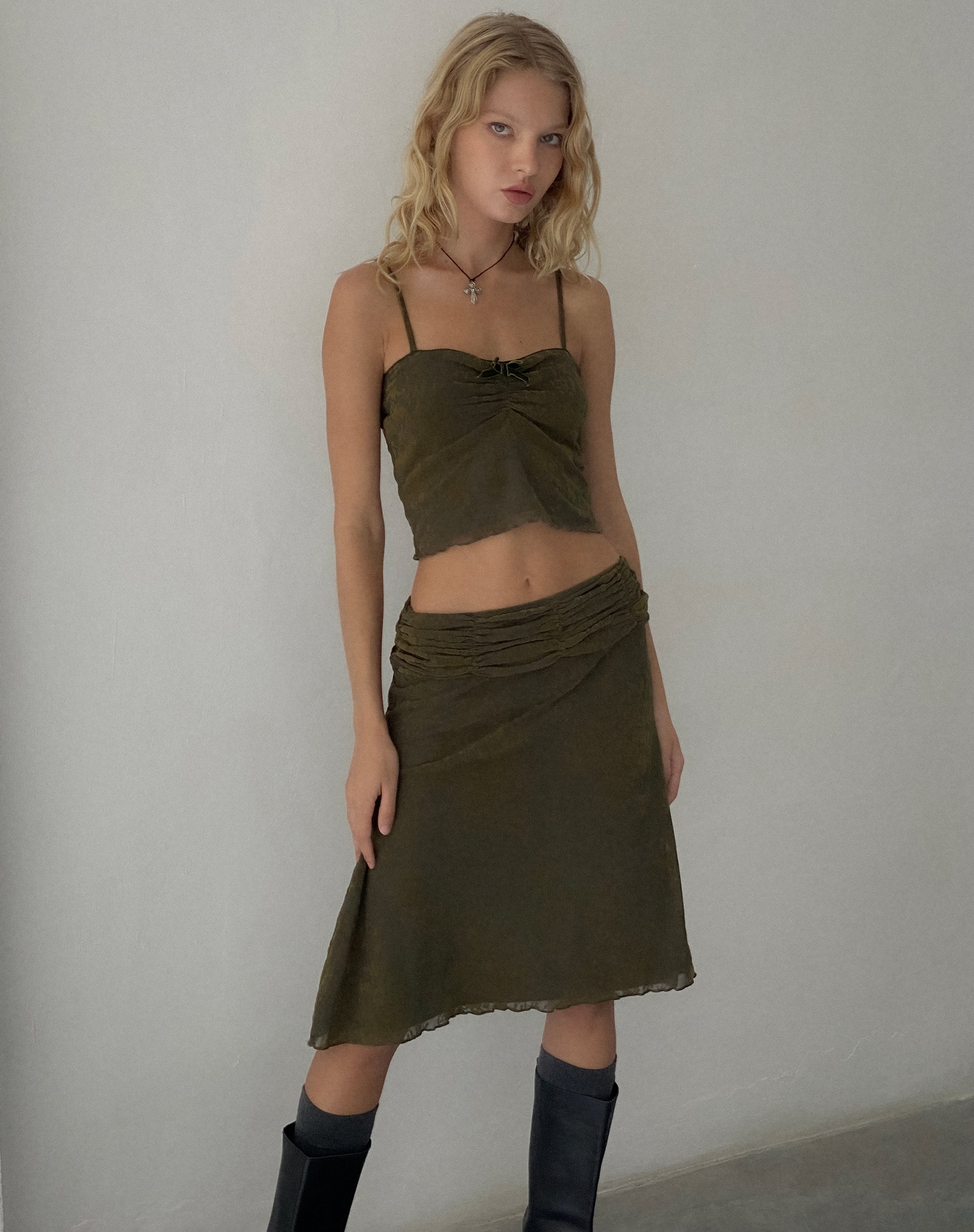 Image de Erato Midi Skirt in Abstract Botanic Dark Olive