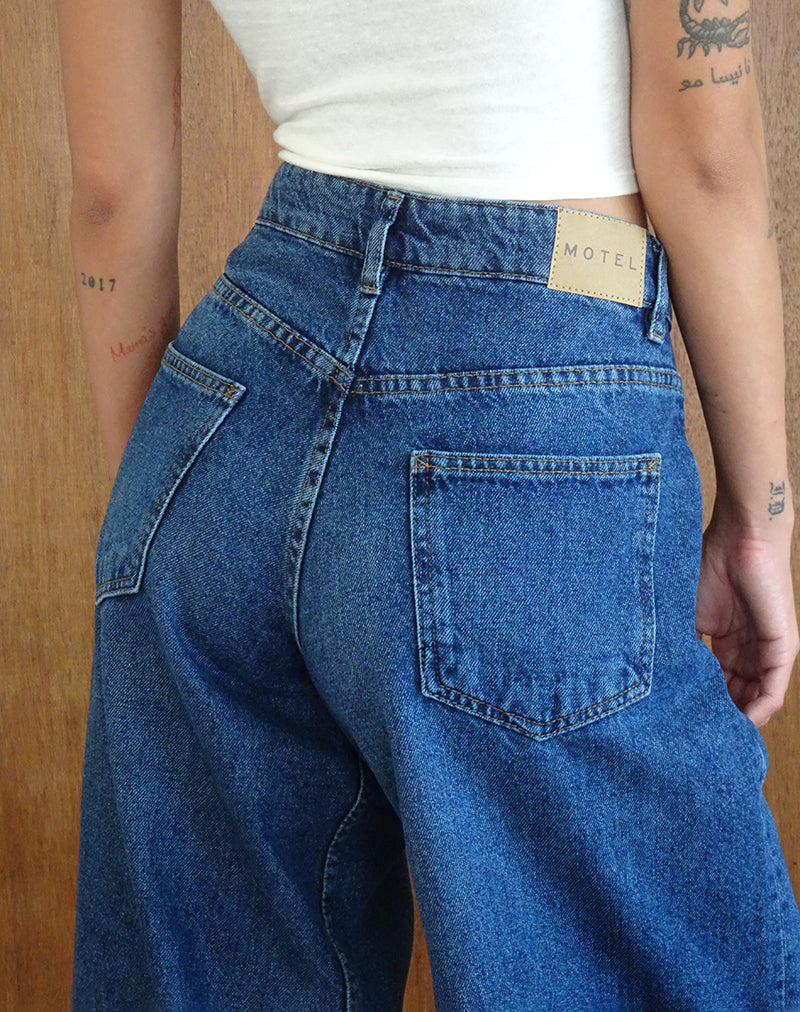 Jeans oversize à taille basse en bleu moyen Used