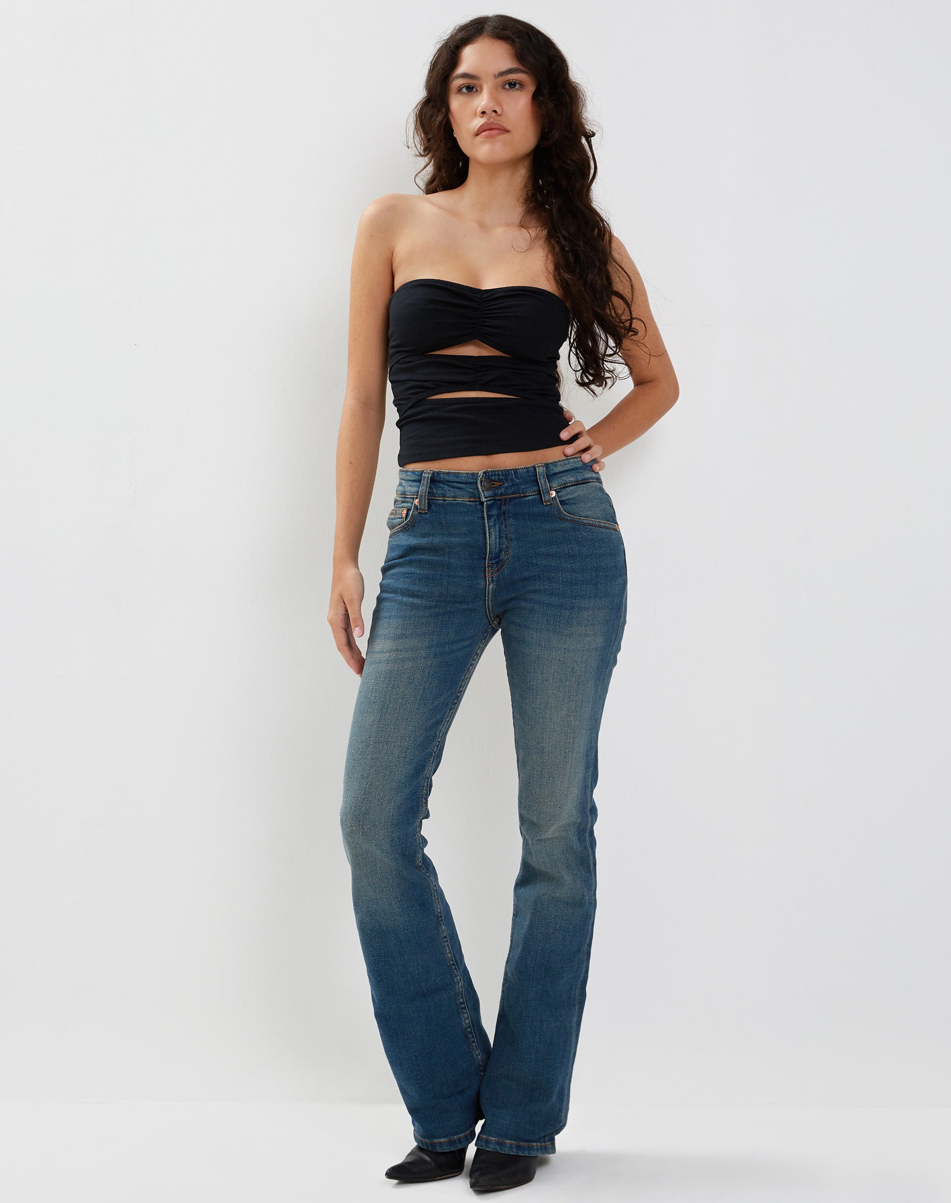 Afbeelding van Dayu Bandeau Crop Top in Zwart