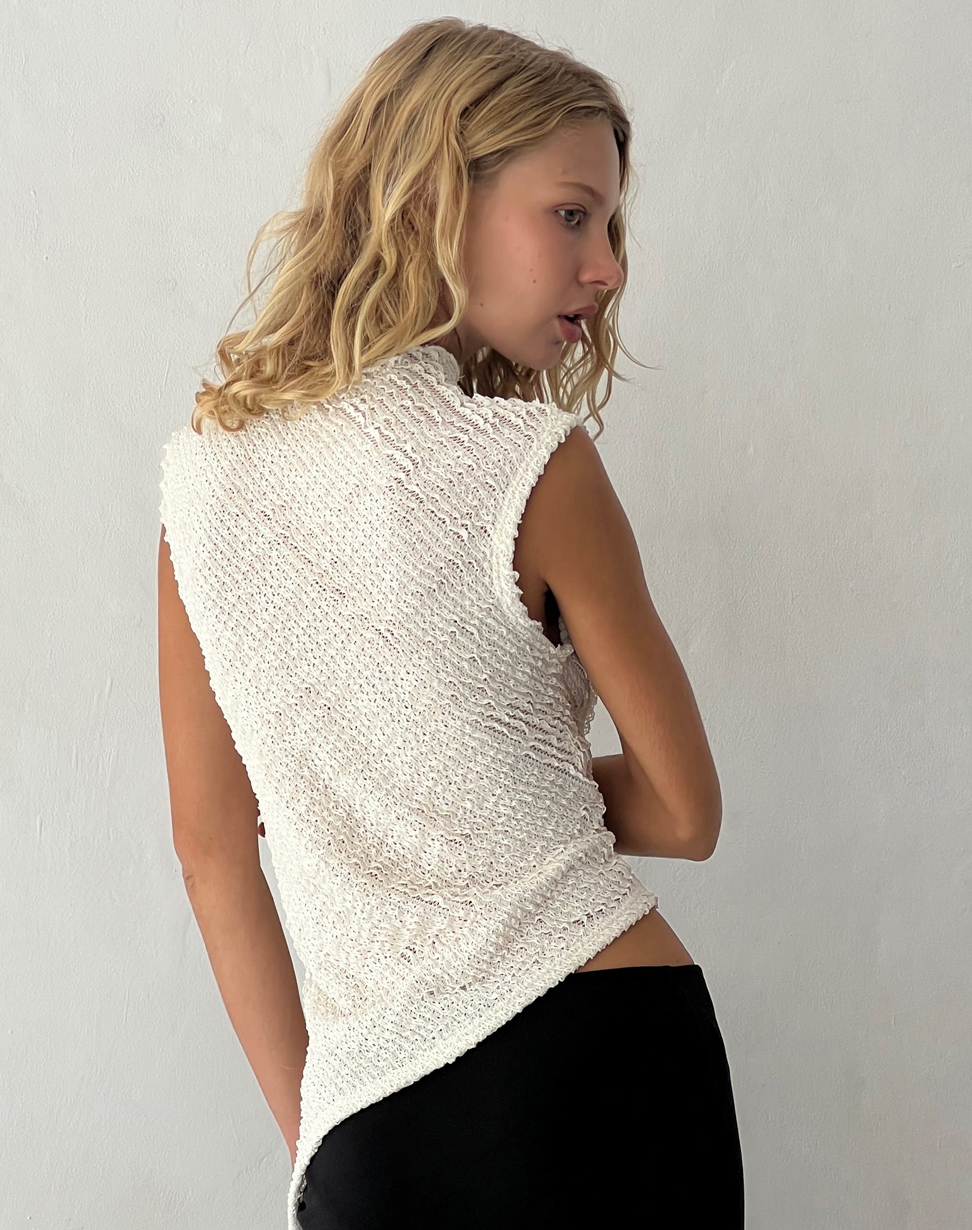 Afbeelding van Ember Top zonder mouwen in Textured Ivory