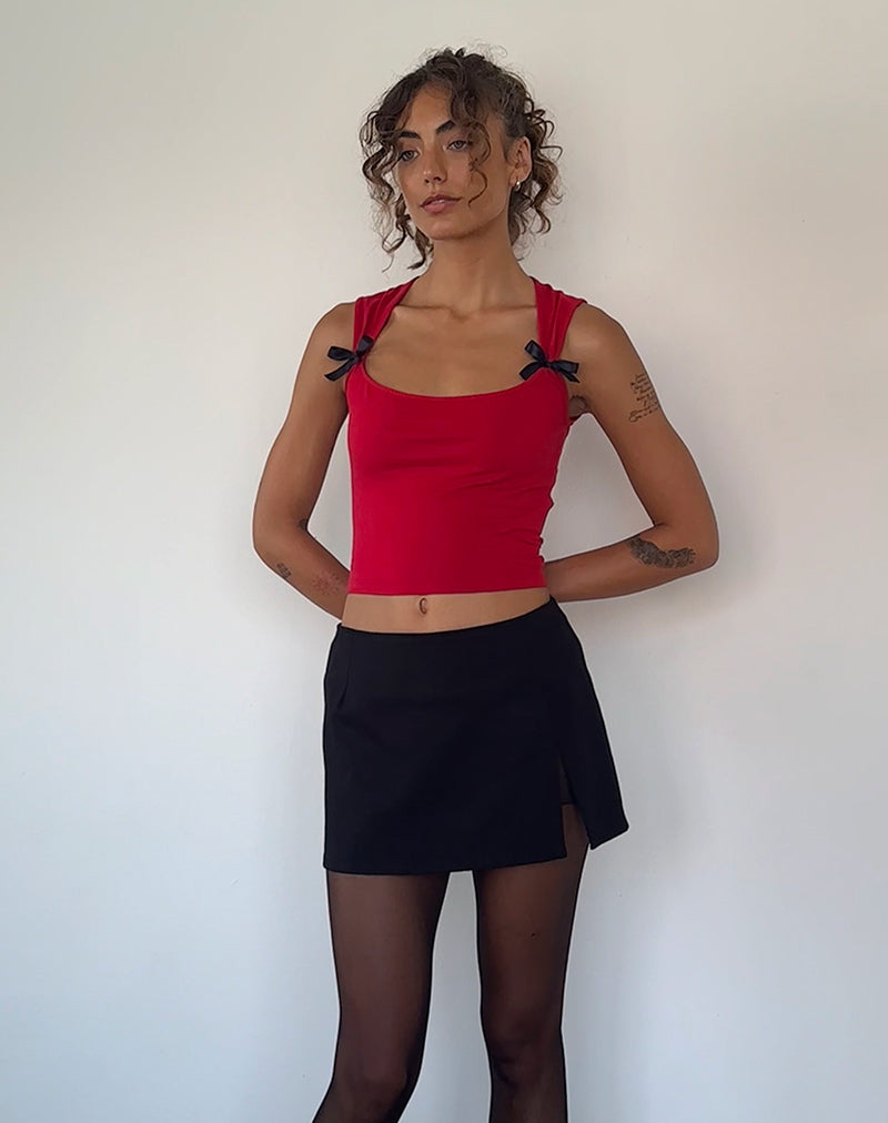 Afbeelding van Jiniso Crop Top in Adrenaline Rood met Zwarte Strikken