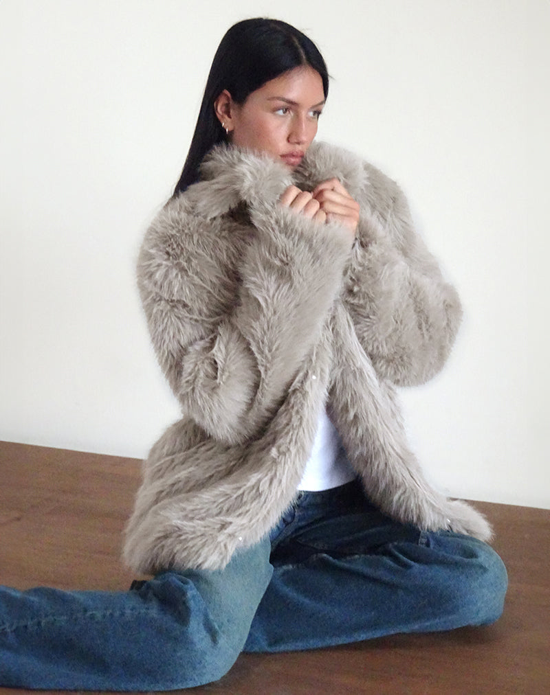 Image of Lupita Jacket in Faux Fur Taupe