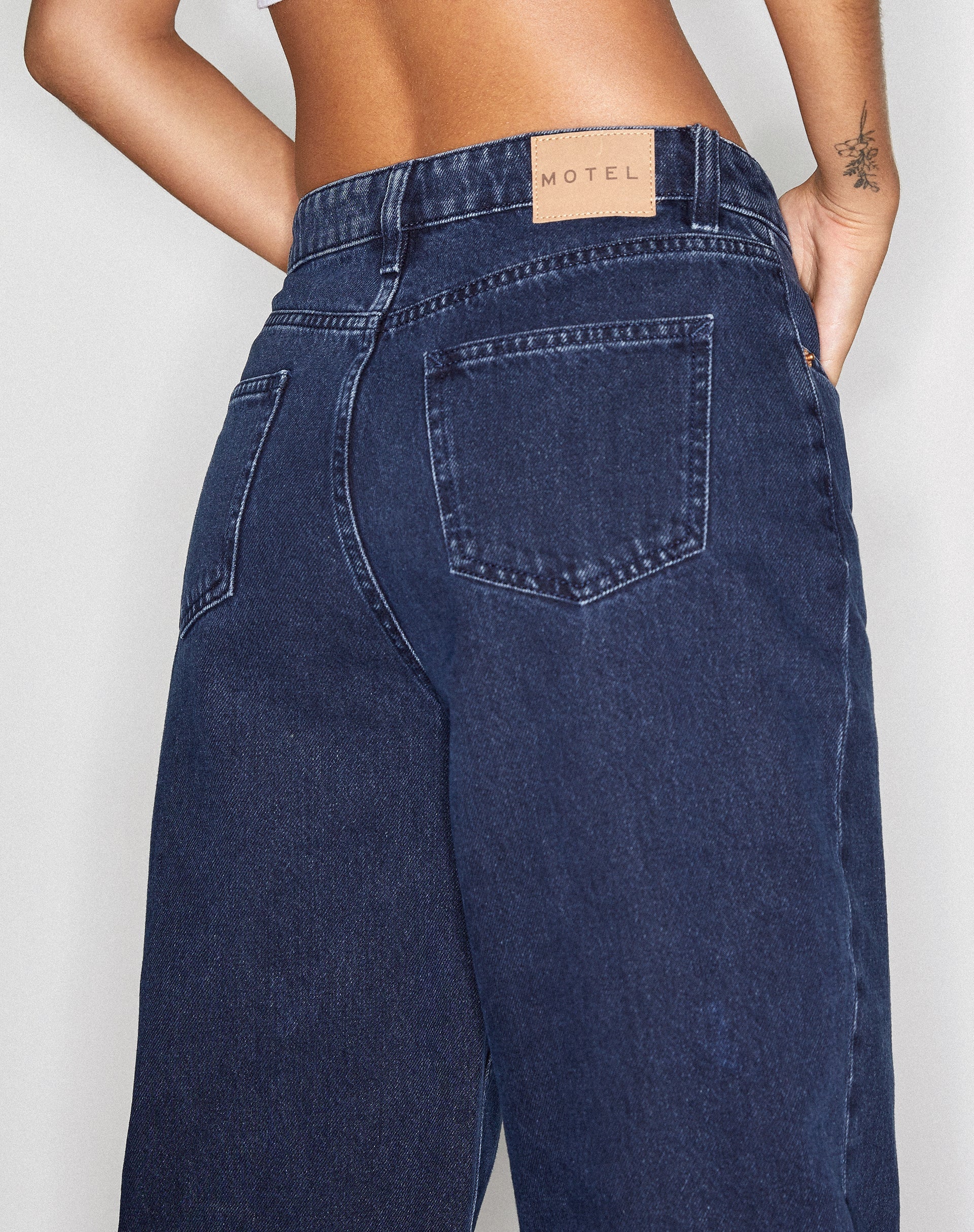 Afbeelding van Parallel Jeans in blauw en zwart