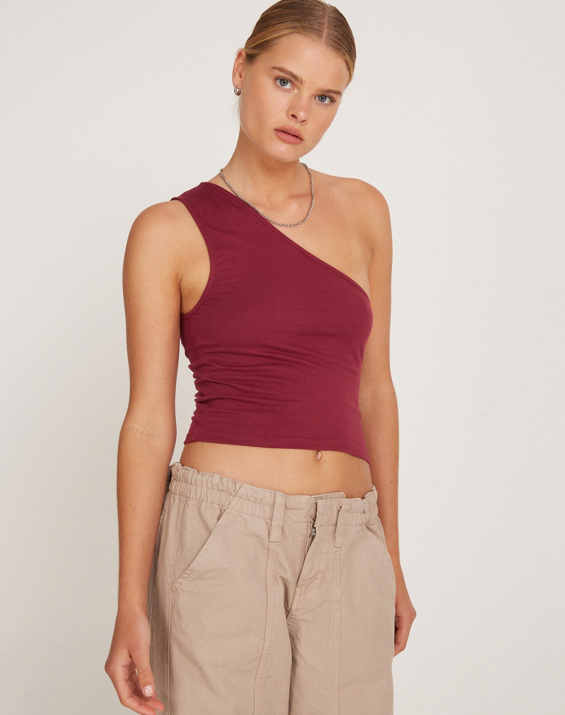 Afbeelding van Bay One Shoulder Top in Plum