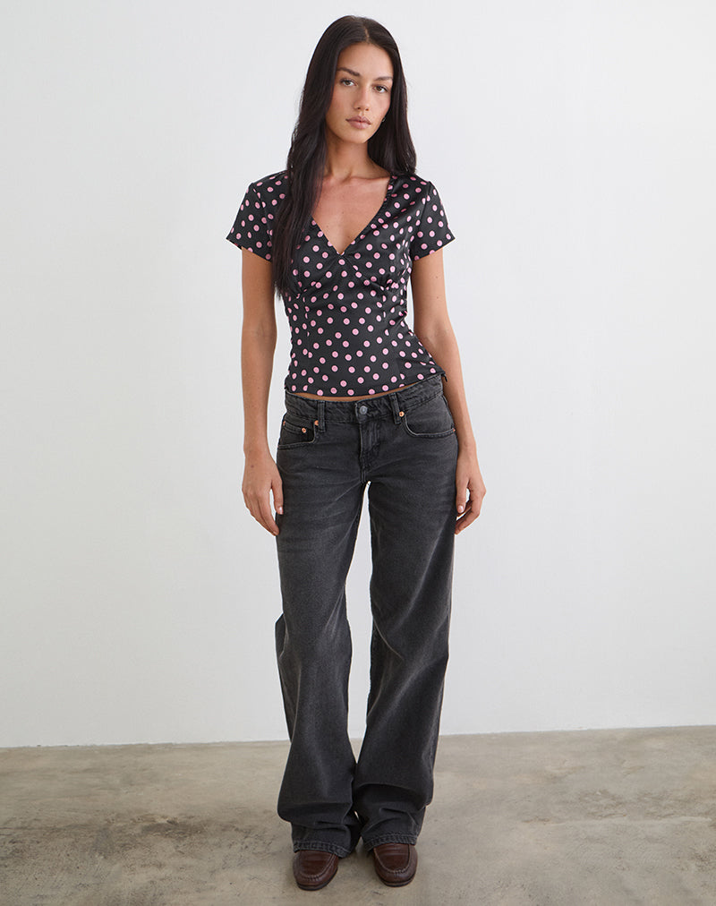 Image du haut Asena en satin noir parsemé de pois roses