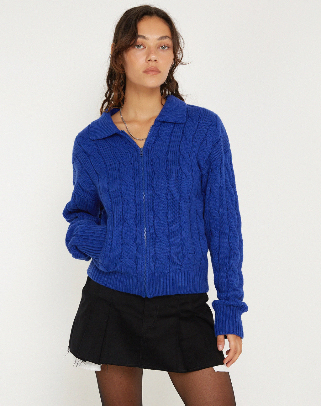 Veste en tricot Atasya en cobalt