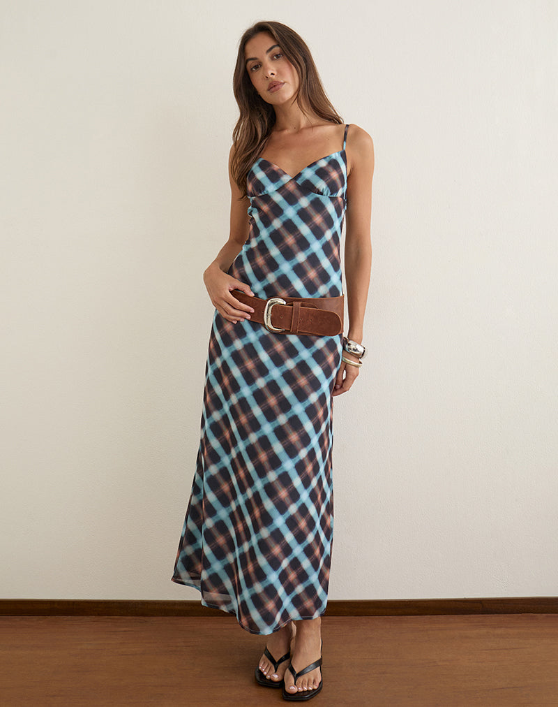 Afbeelding van de Bianna-jurk van chiffon in zwart en blauw met een vage ruitprint