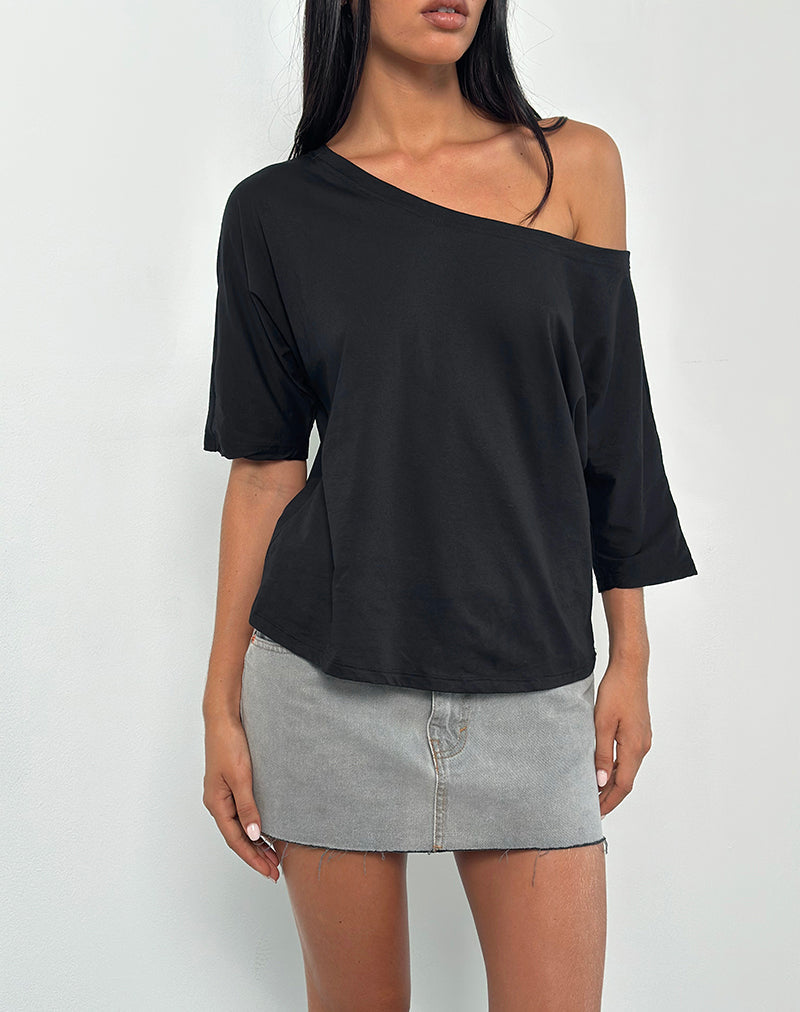 Image of Daman Off-The-Shoulder Basic Top in Black