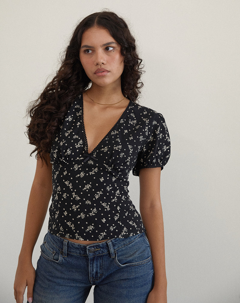 Image of Elvita Top in Floral Land Black