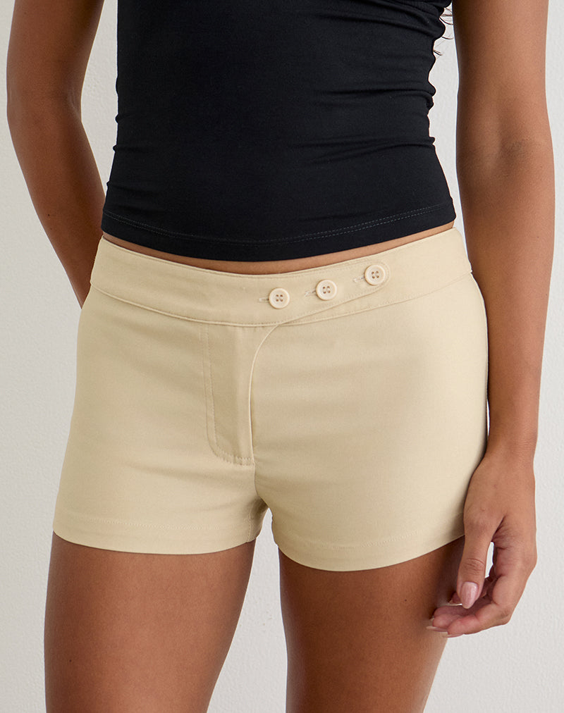 Wesara Short in Tailored Buttercream
