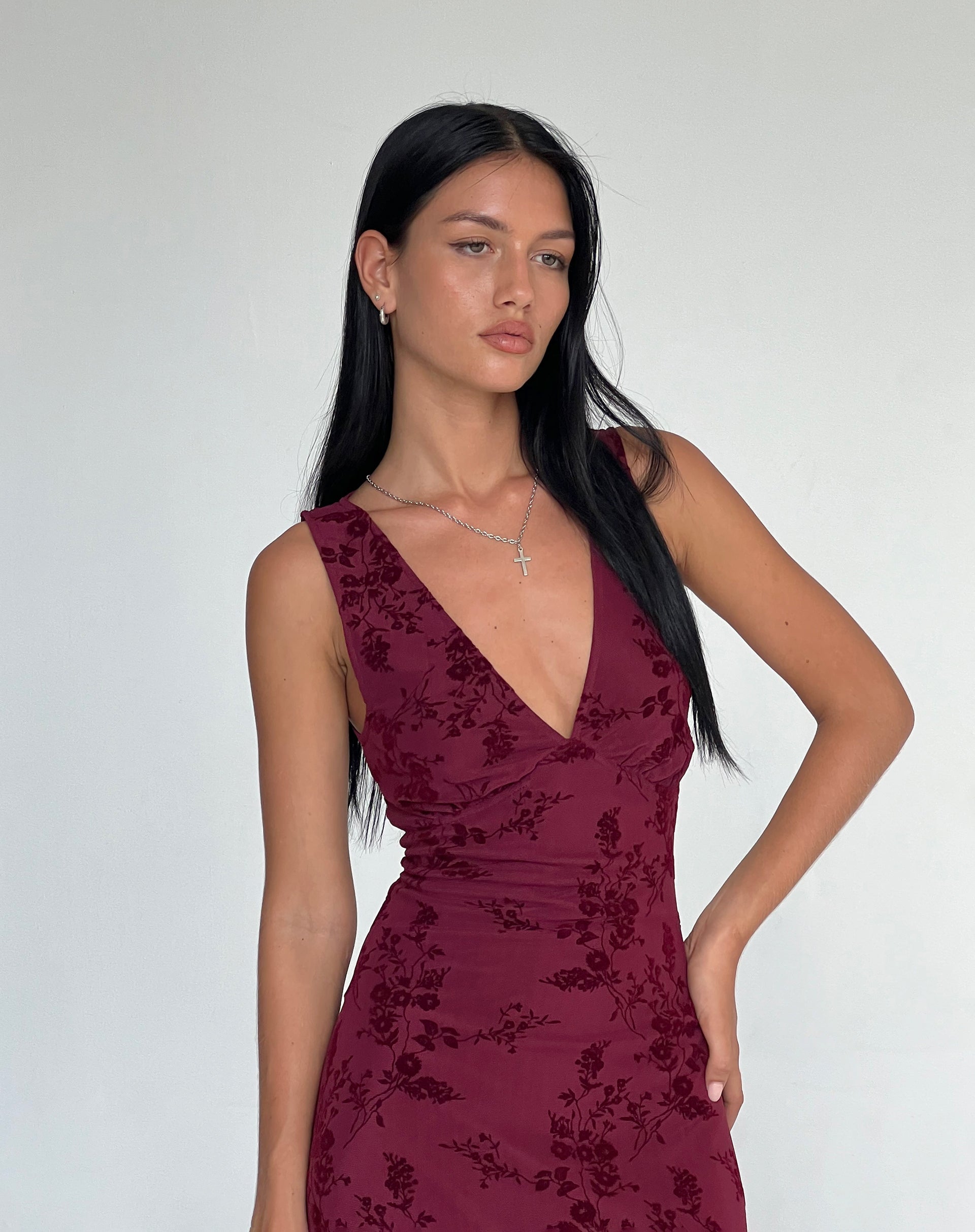 Gabriela Midi Dress in Botanical Flower Maroon