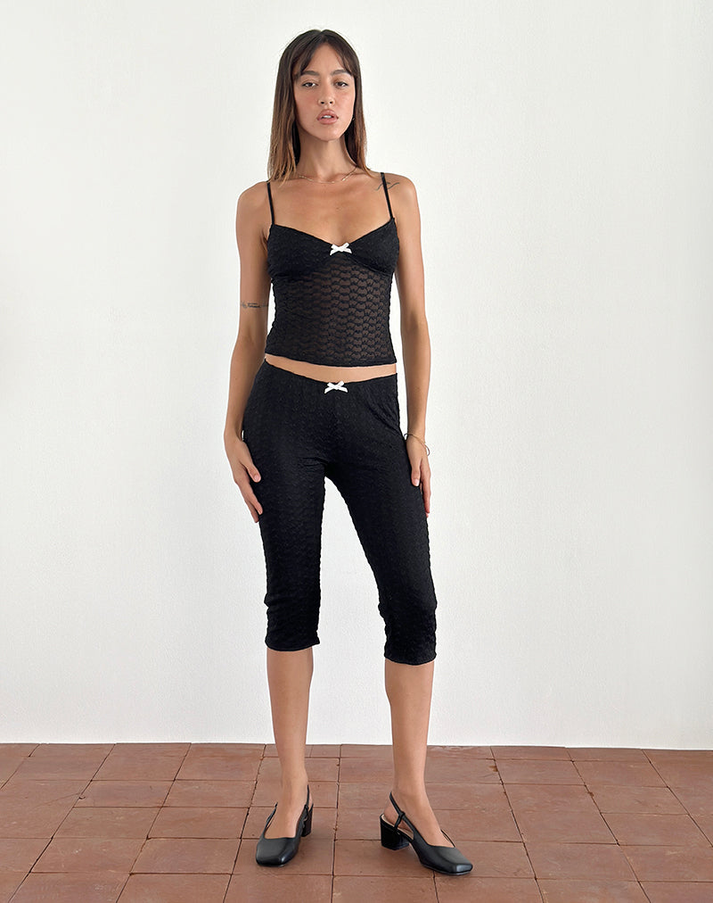 Pantalon Capri Asih en dentelle noire à cœurs