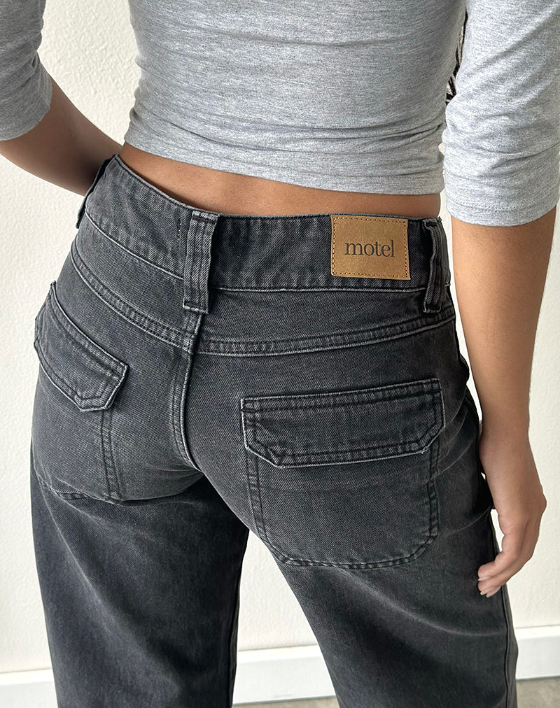 Image of Low Rise Relaxed Cargo Jeans in Vintage Black