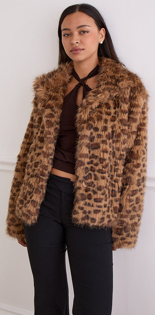 Image of Joji Crop Faux Fur Jacket in Brown Leopard