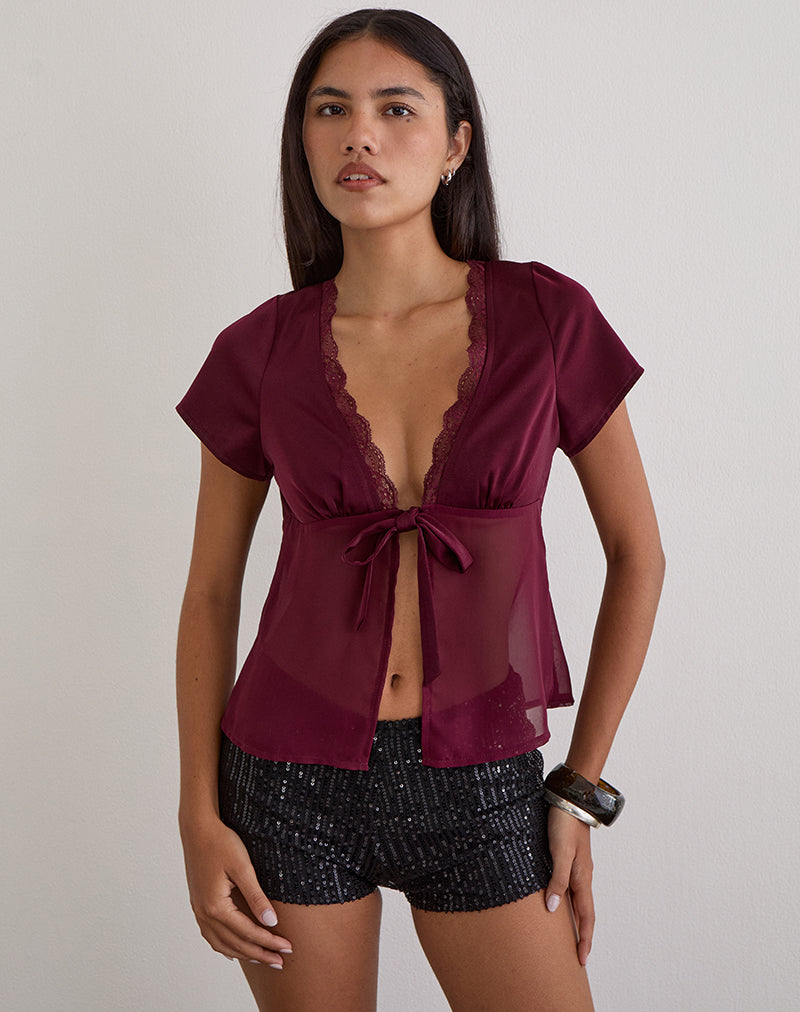 Kilu Top aus Satin-Chiffon in Burgunderrot