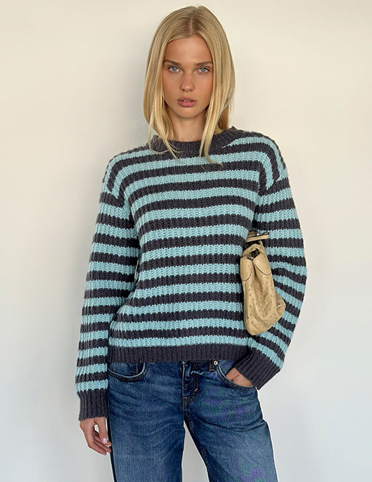 KNITWEAR