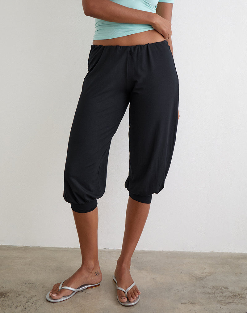 Kurty Capri Trouser in Rayon Jersey Black