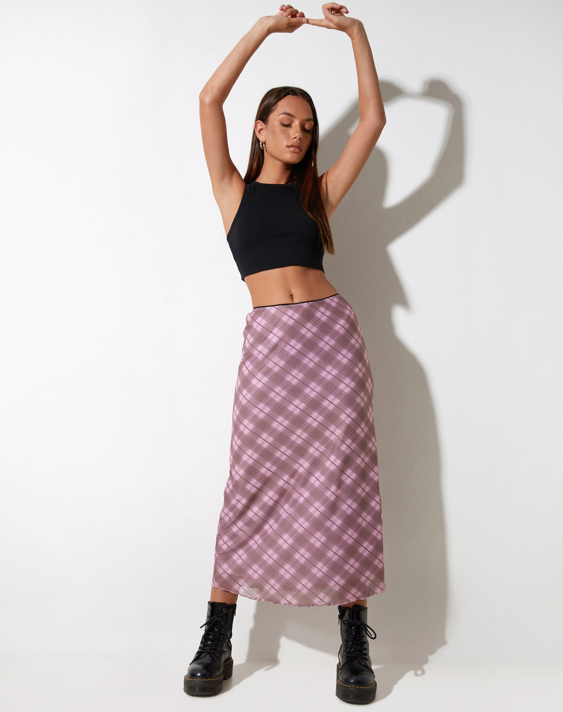 IMAGE OF Lassie Maxi Skirt in Pink Blurred Check