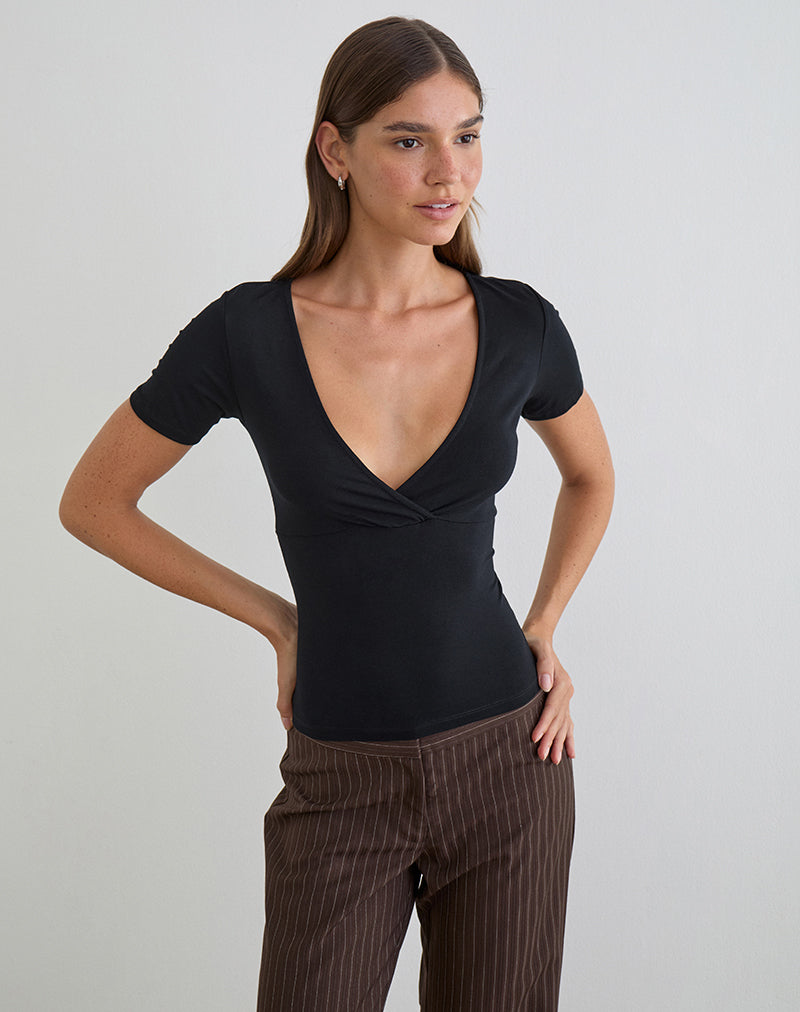 Lobos Crossover Top in Rayon Jersey Zwart