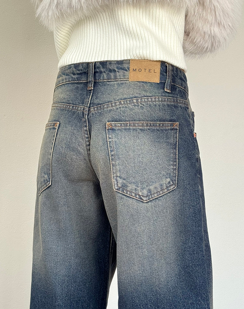 Image of Roomy Extra Wide Low Rise Jeans in Amber Wash