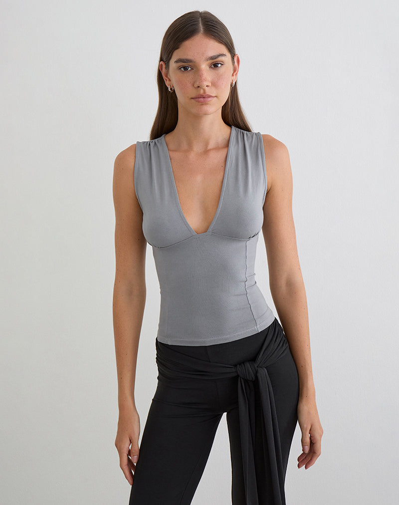 Lynod Plunge Top in Grau