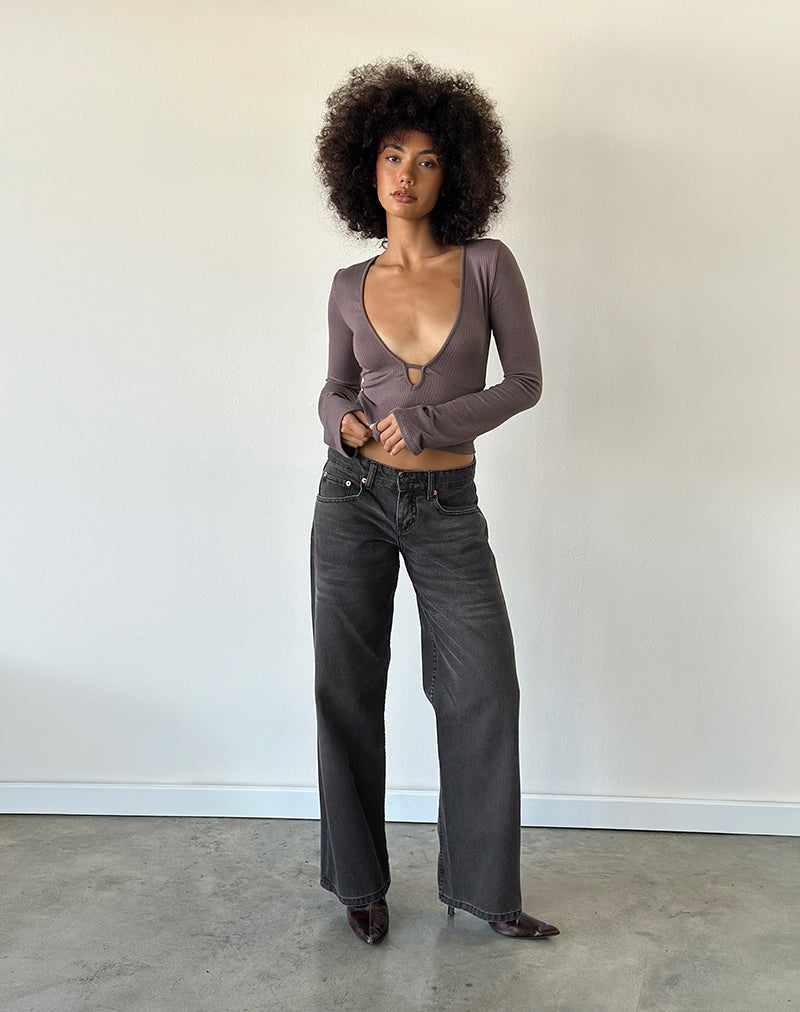 Immagine dei jeans paralleli a vita bassa in nero vintage