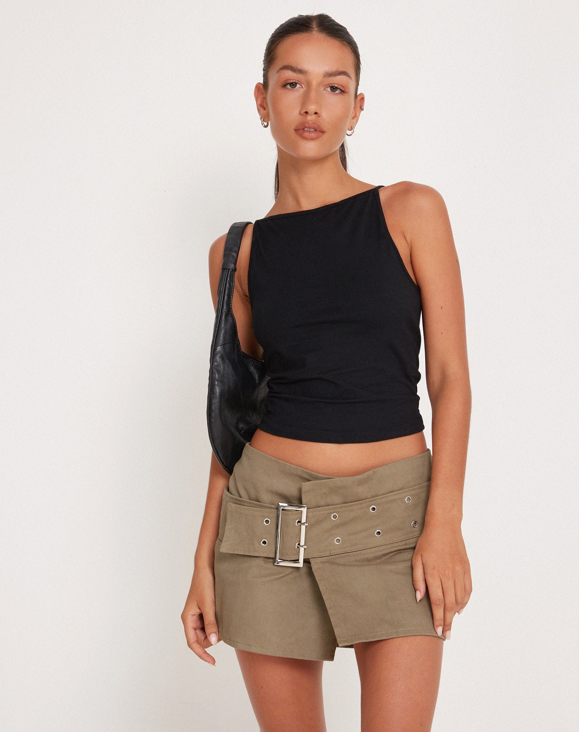 【Anyone more】Veil khaki suede mini skirt azzyö yggdrazil form-fitting skirt khaki