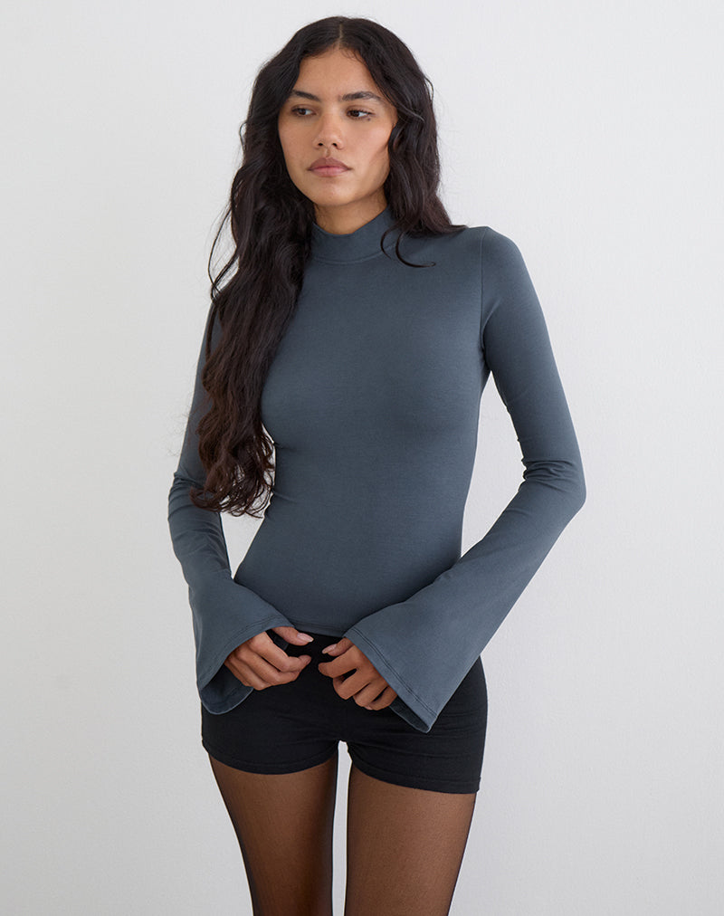 Nell Langarm-Oberteil mit hohem Kragen aus Jersey Ocean Storm